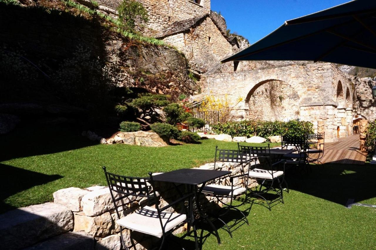 Hotel-Restaurant Le Manoir De Montesquiou La Malène 외부 사진